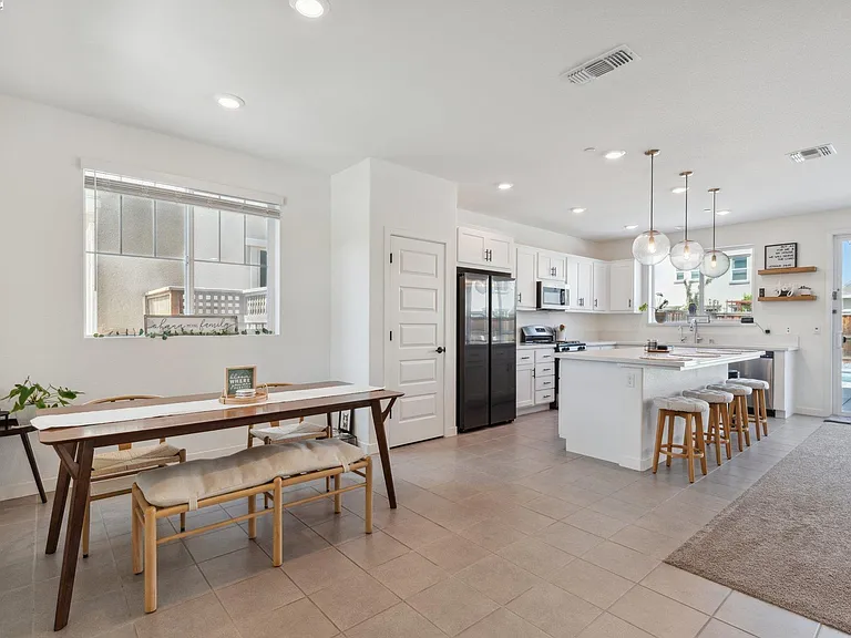 17451 Graceada Ln — Photo 2