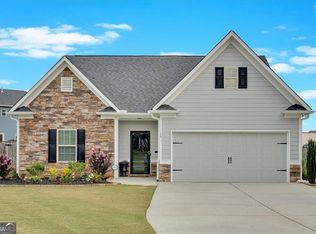 19 Stillmont Way, Cartersville, GA 30121