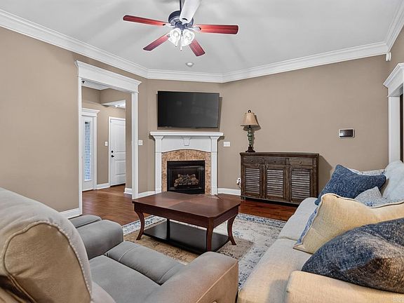 5th image of 5421 William Ln