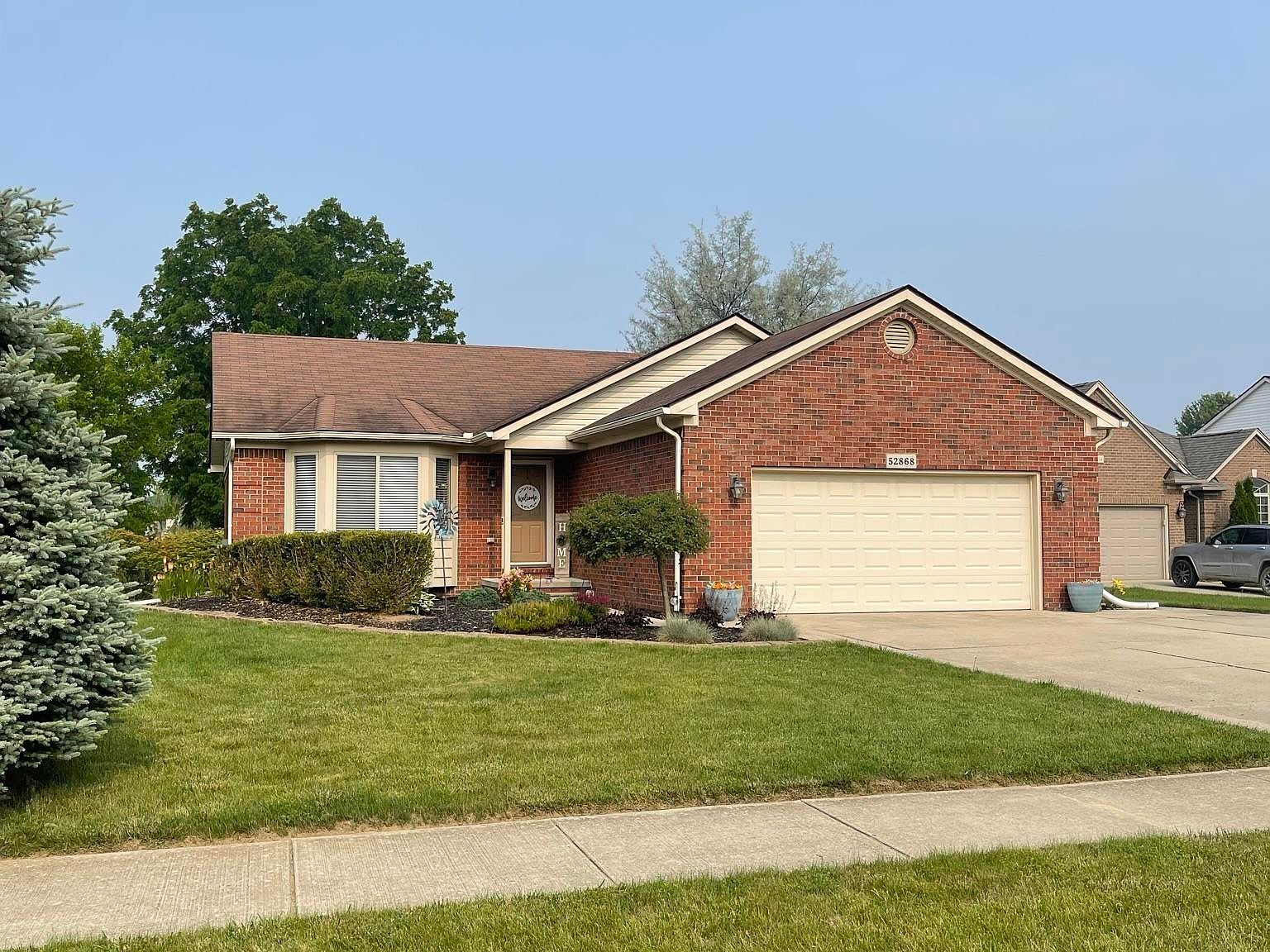 52868 Shafers Run Ct, Chesterfield, MI 48051 Zillow