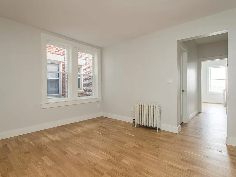 35 South St #4 — Photo 4