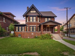 17 Colorado St, Highland Park, MI 48203