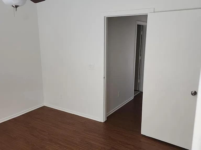 9914 Keephills St — Photo 30