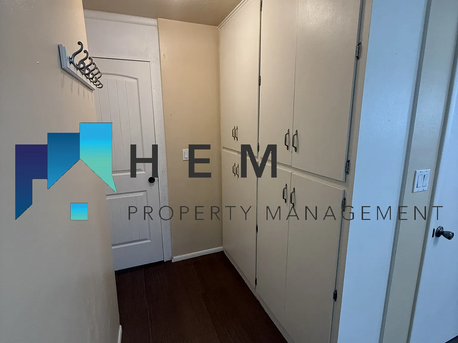 1480 Calkins Avenue - 1 — Photo 3