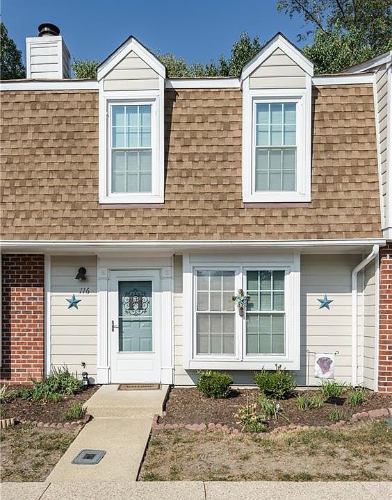1st image of 116 Arlington Sq #116