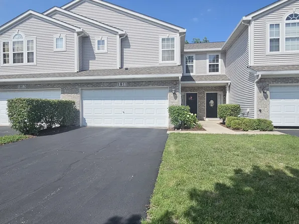 1811 Candlelight Cir, Montgomery, IL 60538