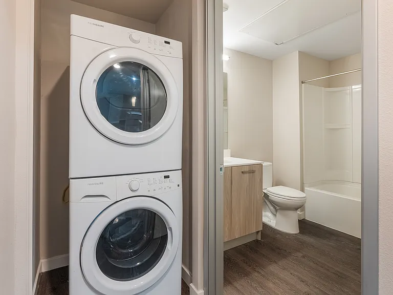 16300 Ventura Blvd #210 — Photo 10