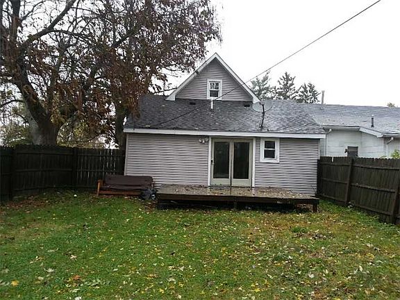 3rd image of 657 W South St