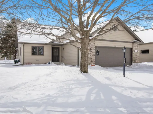 1808 Estate Ln, Northfield, MN 55057