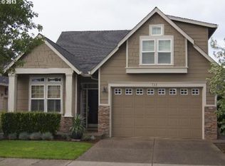 733 Fairwood Cres, Woodburn, OR