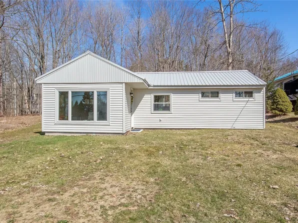 1060 State Route 49, Bernhards Bay, NY 13028