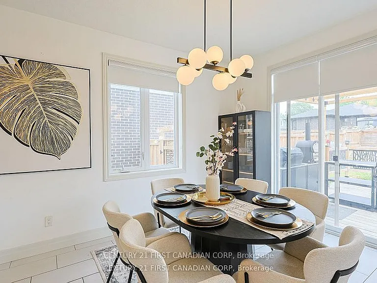 464 Jessica Way — Photo 22