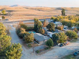 17094 N Waldby Ave, Friant, CA 93626