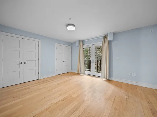 8917 River Road image 9 of 21