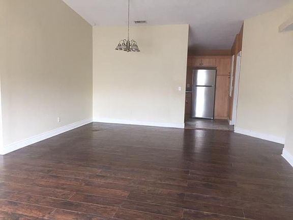 2nd image of 4917 W Idaho St