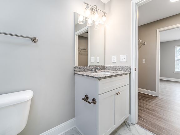 4th image of 1718 Sherwood St #3A