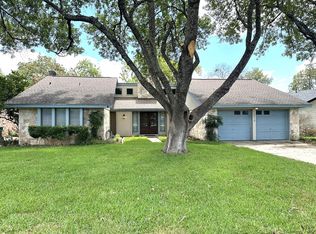 15510 Creekside Dr, San Antonio, TX 78232