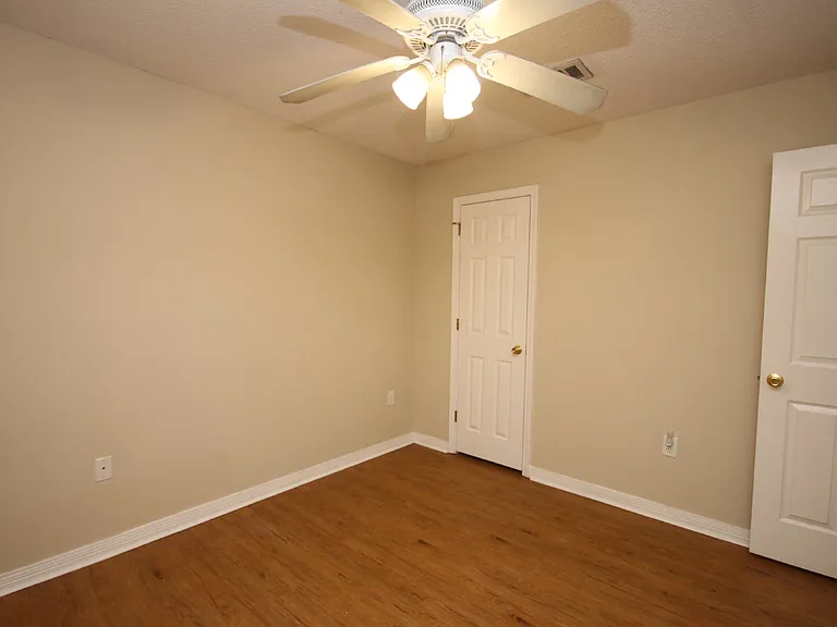 2289 Wyatt St — Photo 17