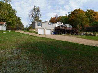 W15502 Bierman Rd, Bowler, WI 54416