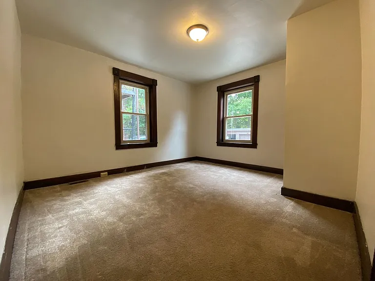 173 Pennwood Ave — Photo 6