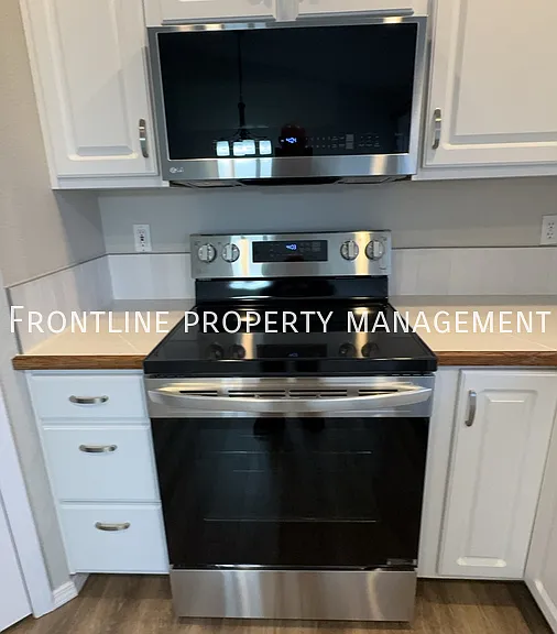 1307 Willow Creek Dr — Photo 7