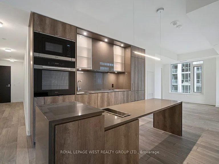 11 Yorkville Ave #1310 — Photo 9