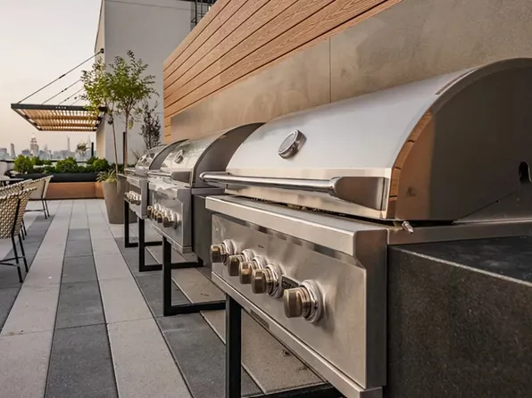 260 Gold Street image 12 of 28