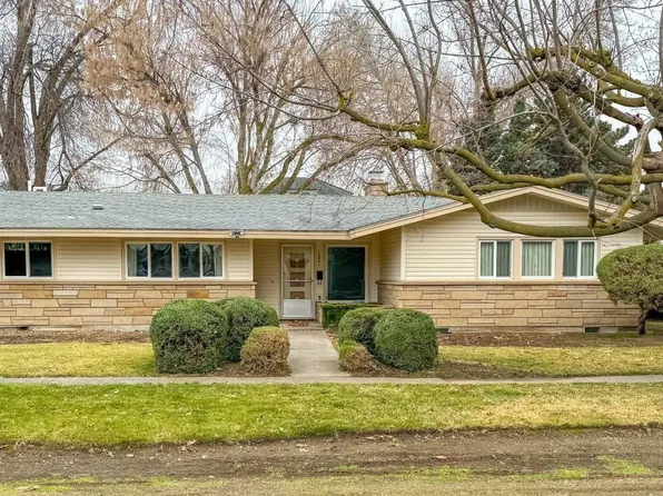 1021 Prosser Ave, Prosser, WA 99350