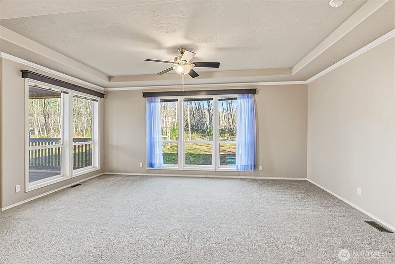 4th image of 142 Wild Daisy Drive