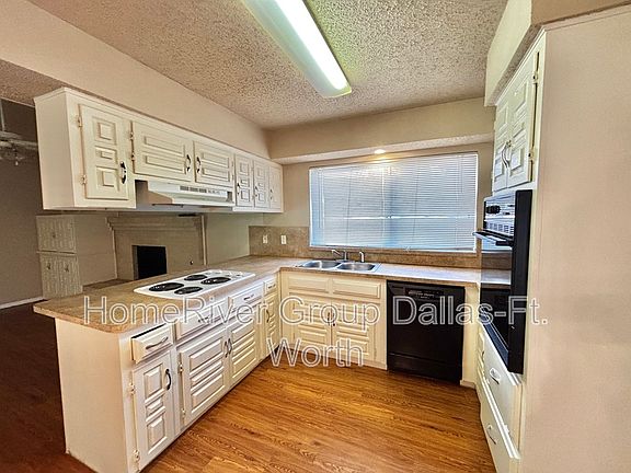 5th image of 1722 Glouchester Dr