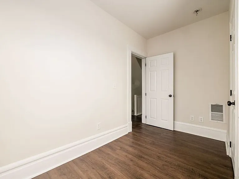 561 Kimball Pl — Photo 16