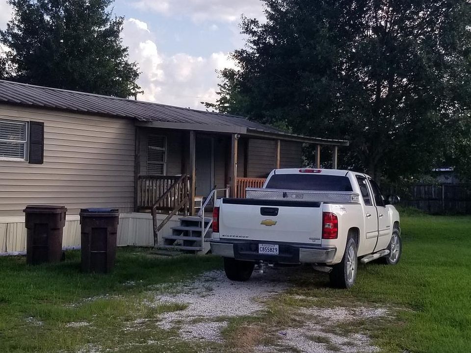 2nd image of 2401 Dolphin Dr