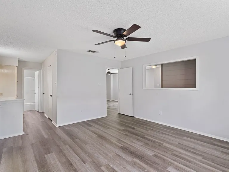 11809 Eubank Dr — Photo 21