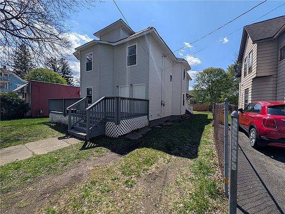 2nd image of 306 Fulton St