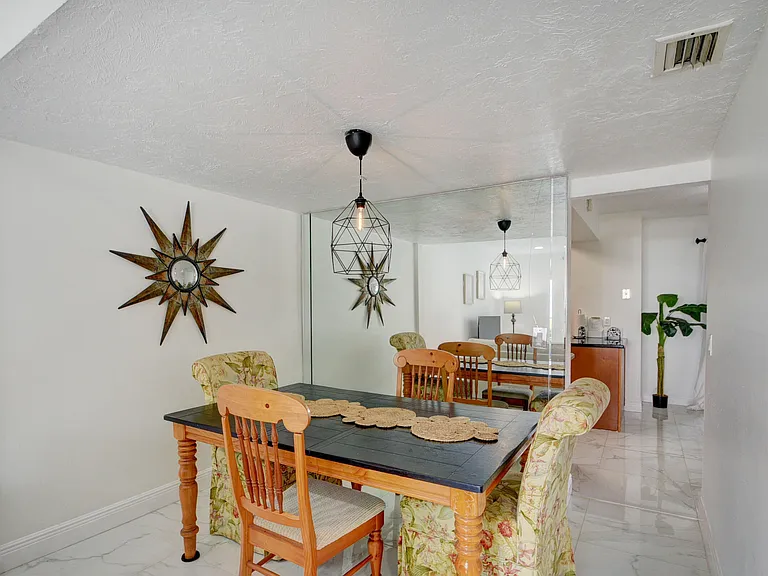 11862 Brier Patch Ct E — Photo 7