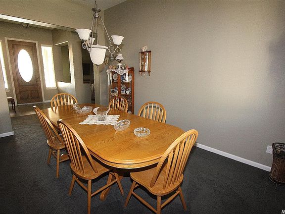 3rd image of 3515 Wild Oak Dr