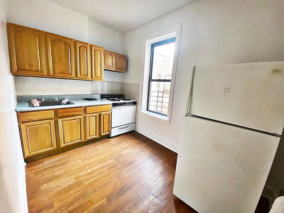 1st image of 86 Bay 26th St #D5