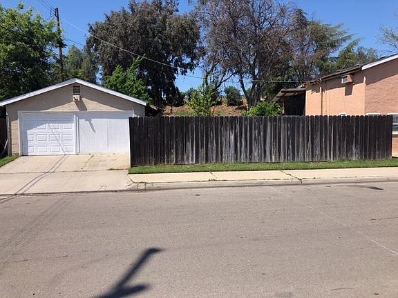 3rd image of 2244 E Cornell Ave
