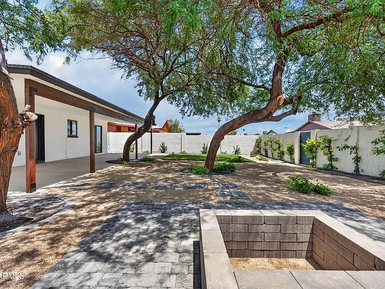 5407 W Holly St — Photo 12