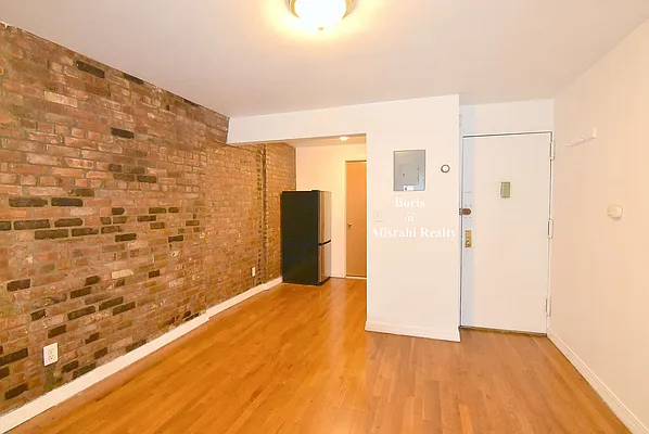 Rented by J Misrahi Realty Corp | media 10