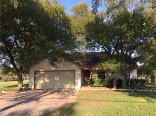 121 Elm Grove Dr, Cedar Creek, TX 78612