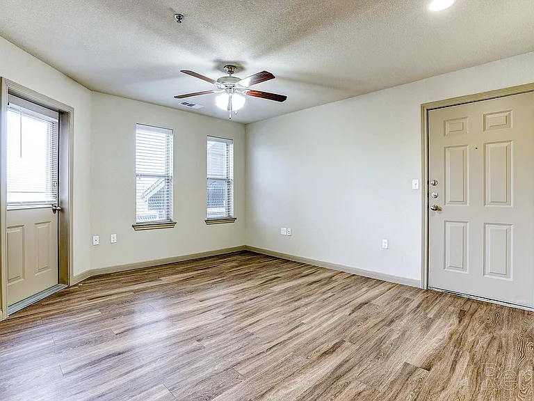 Tinsley Place — Photo 70