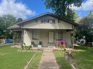 918 W Angeline St, Groesbeck, TX