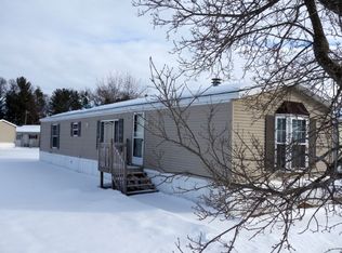 2001 Riverview Ave #65, Stevens Point, WI 54481