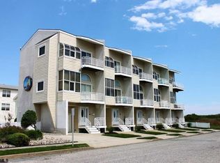 305 4th St S, Brigantine, NJ 08203