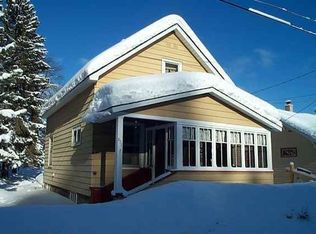 571 Jasper St, Ishpeming, MI 49849