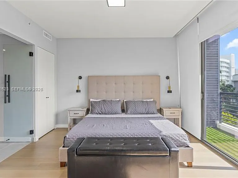 1055 99th St #Townhouse 1055 — Photo 14
