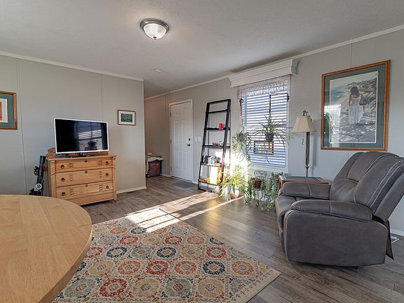 5th image of 11975 Farm View Dr