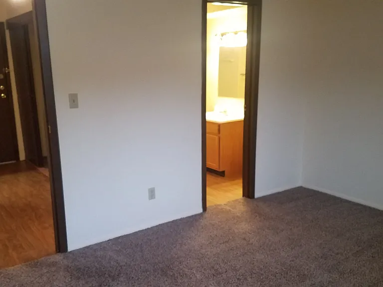 Winding Hills Apartments — Photo 72