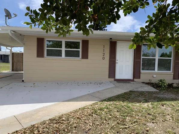 1120 Vineyard St #1, Lehigh Acres, FL 33936